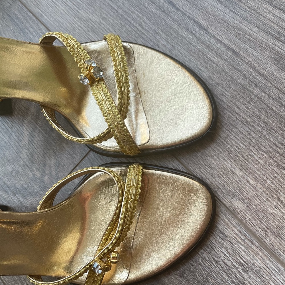 🆕 DOLCE & GABBANA Gold Slingback Heel Sandal - Picture 4 of 12
